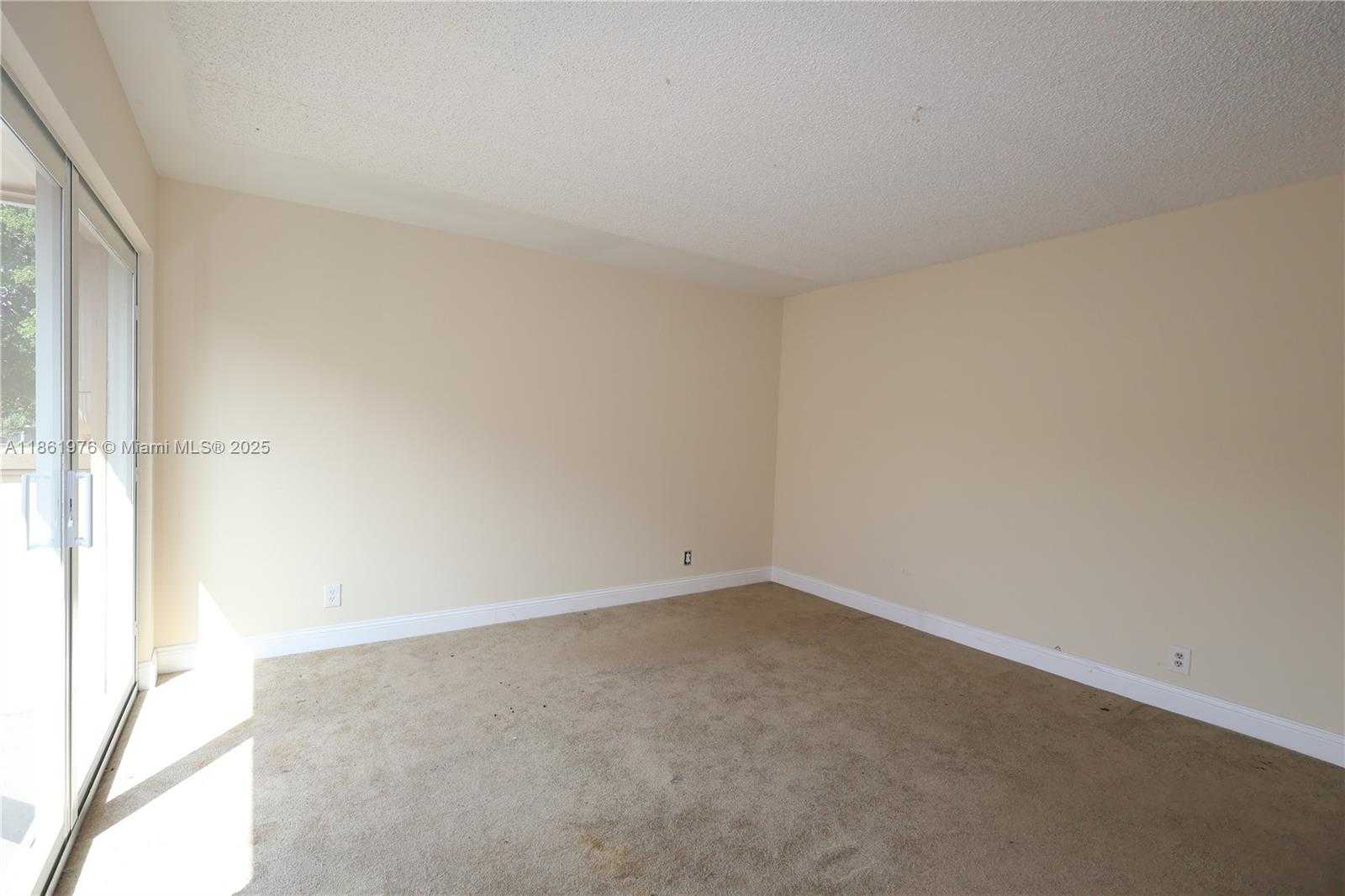 Small Image of 865 NORTH WEST 80TH TER #6, Plantation Number 18