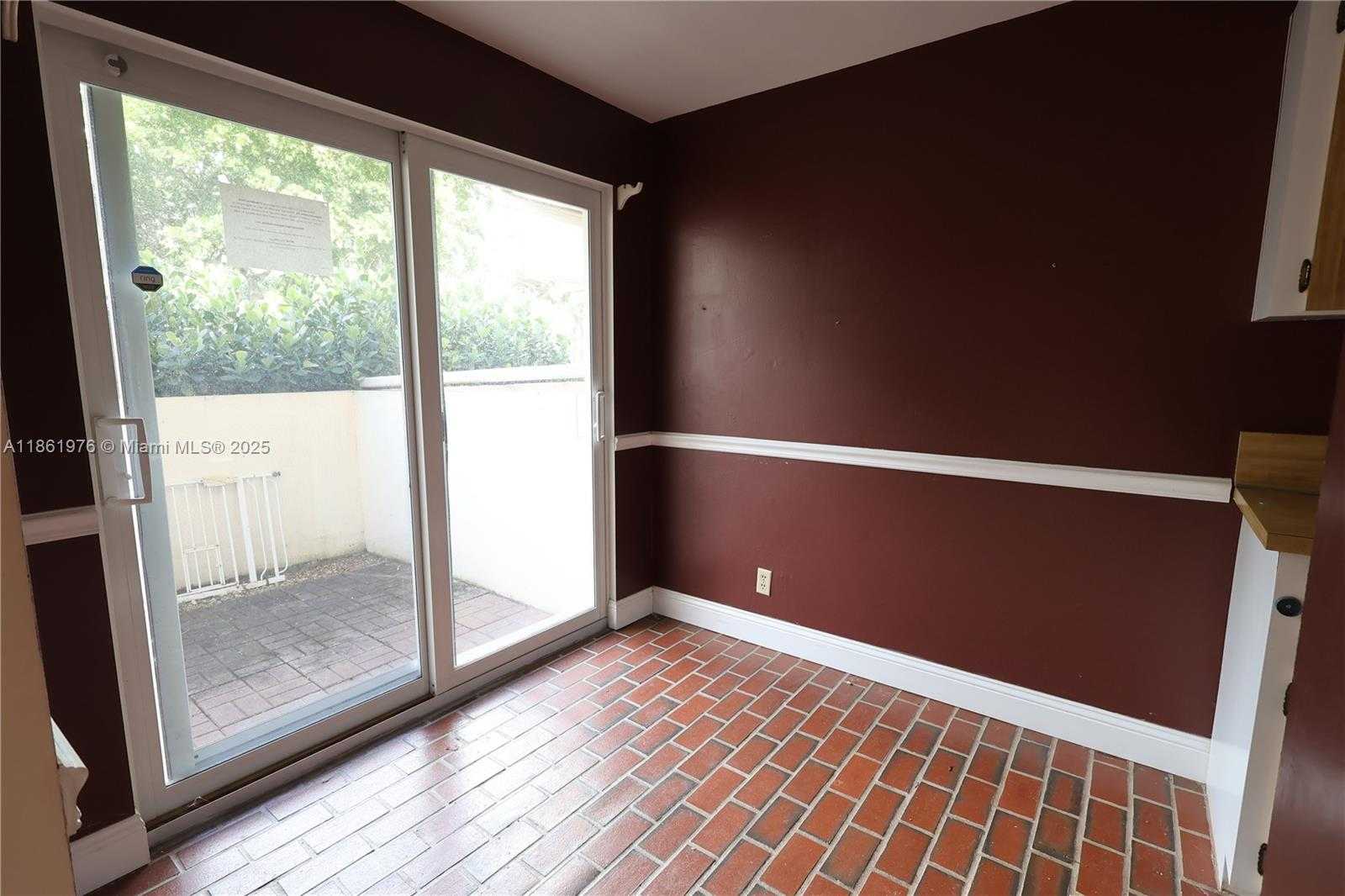 Small Image of 865 NORTH WEST 80TH TER #6, Plantation Number 5