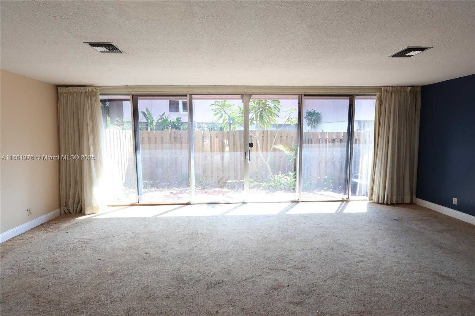 Small Image of 865 NORTH WEST 80TH TER #6, Plantation Number 8