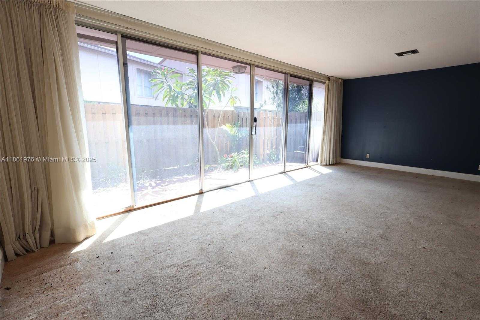 Small Image of 865 NORTH WEST 80TH TER #6, Plantation Number 9