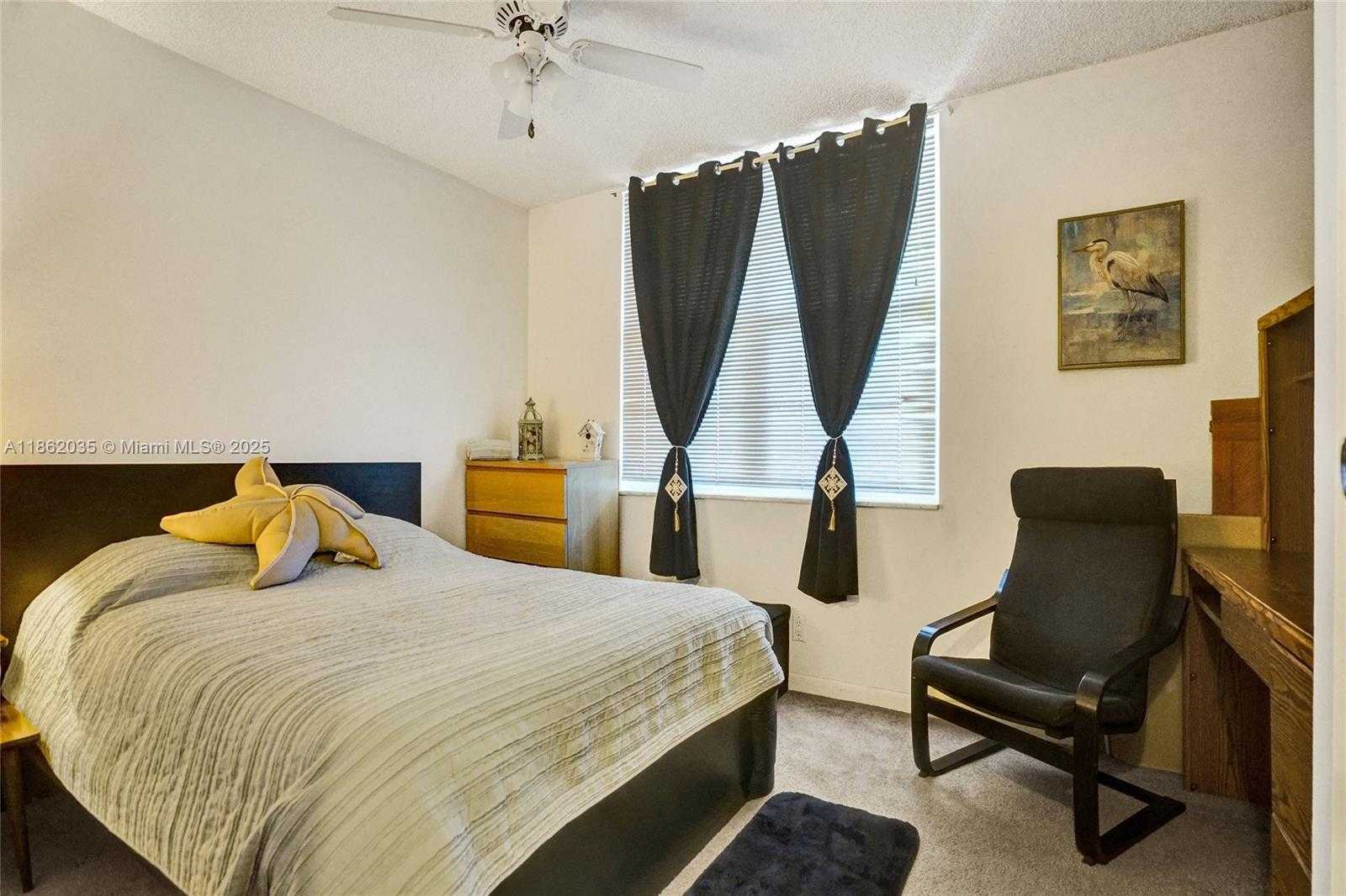 Small Image of 250 JACARANDA DR #206, Plantation Number 22