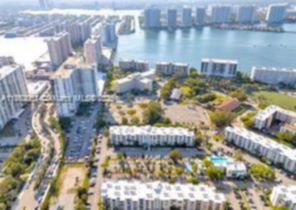 Small Image of 200 177TH DR #419, Sunny Isles Beach Number 4