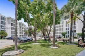 Small Image of 200 177TH DR #419, Sunny Isles Beach Number 7