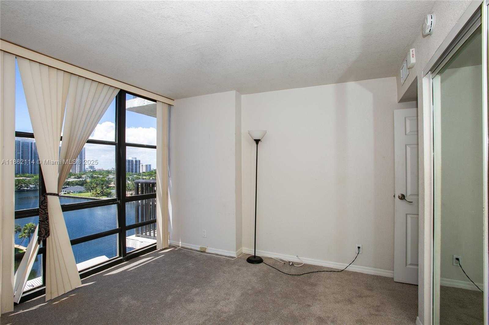 Small Image of 2017 SOUTH OCEAN DR #1008, Hallandale Beach Number 11