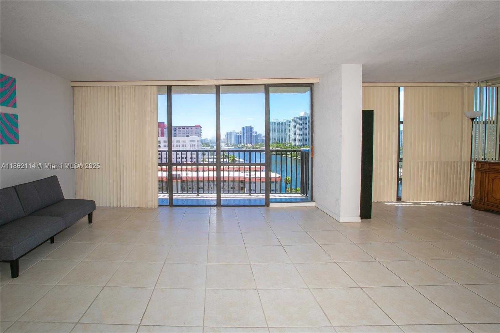 Small Image of 2017 SOUTH OCEAN DR #1008, Hallandale Beach Number 13