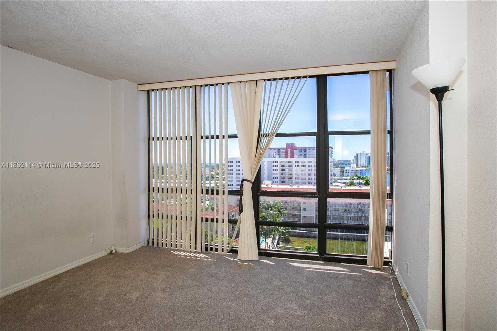 Small Image of 2017 SOUTH OCEAN DR #1008, Hallandale Beach Number 14