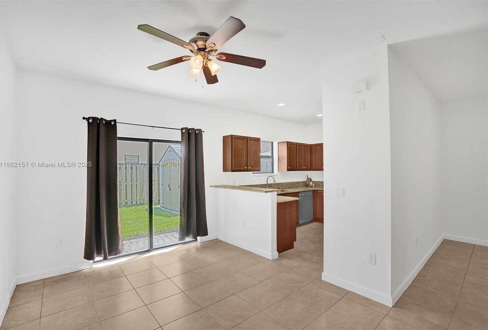 Small Image of 15224 SOUTH WEST 119TH ST, Miami Number 16