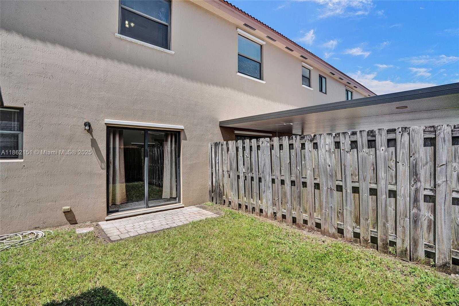 Small Image of 15224 SOUTH WEST 119TH ST, Miami Number 26