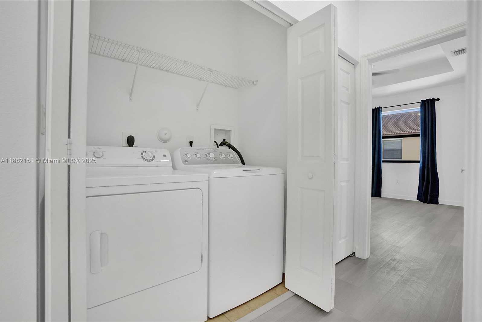 Small Image of 15224 SOUTH WEST 119TH ST, Miami Number 38