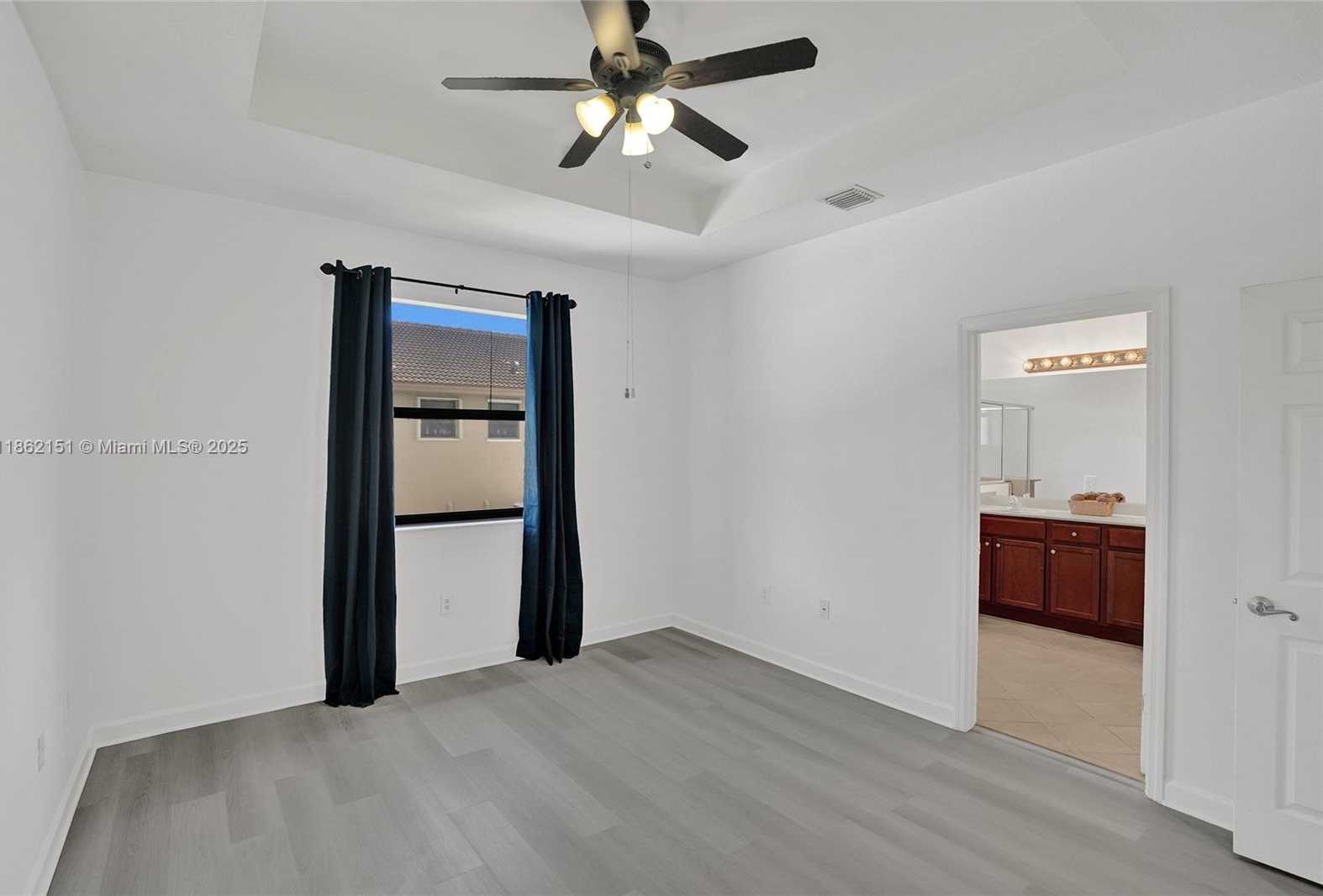 Small Image of 15224 SOUTH WEST 119TH ST, Miami Number 40