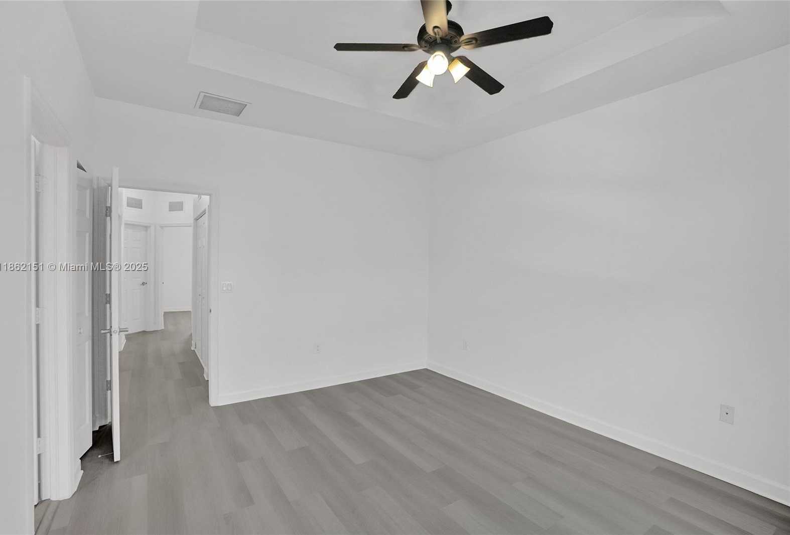 Small Image of 15224 SOUTH WEST 119TH ST, Miami Number 42