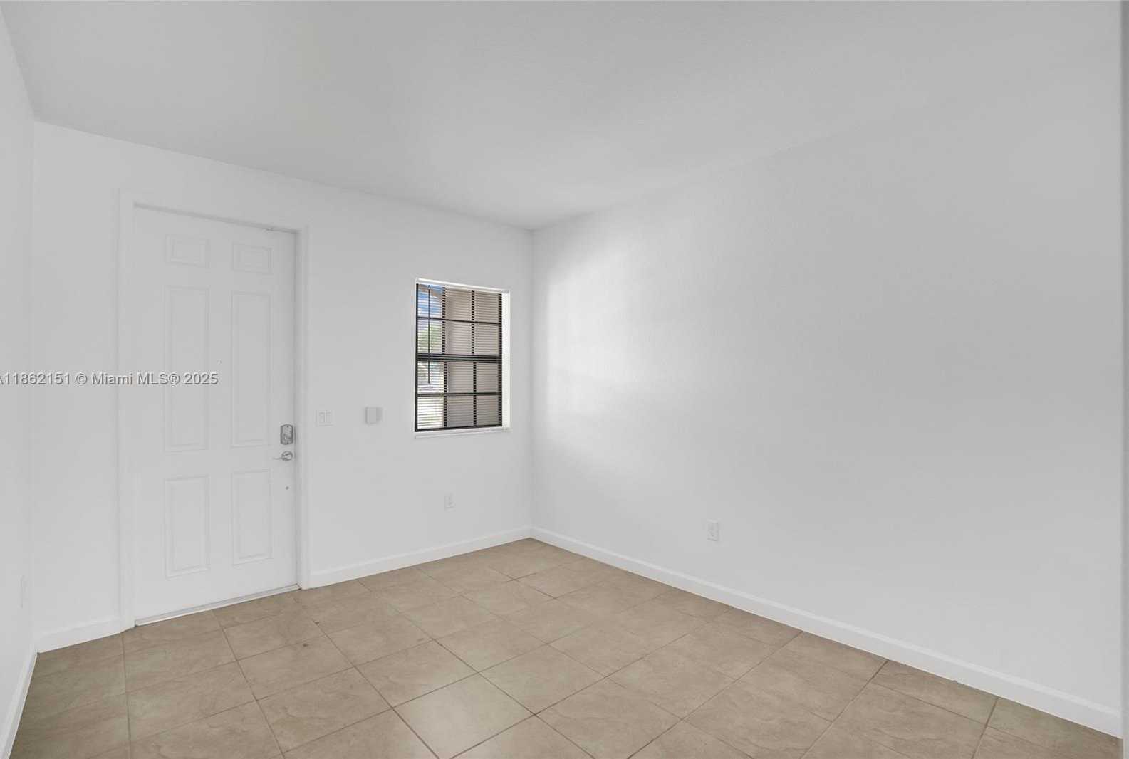 Small Image of 15224 SOUTH WEST 119TH ST, Miami Number 8