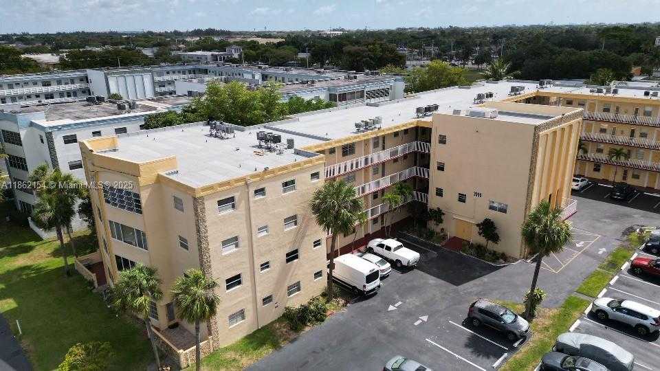 Small Image of 3990 NORTH WEST 42ND AVE #311, Lauderdale Lakes Number 18