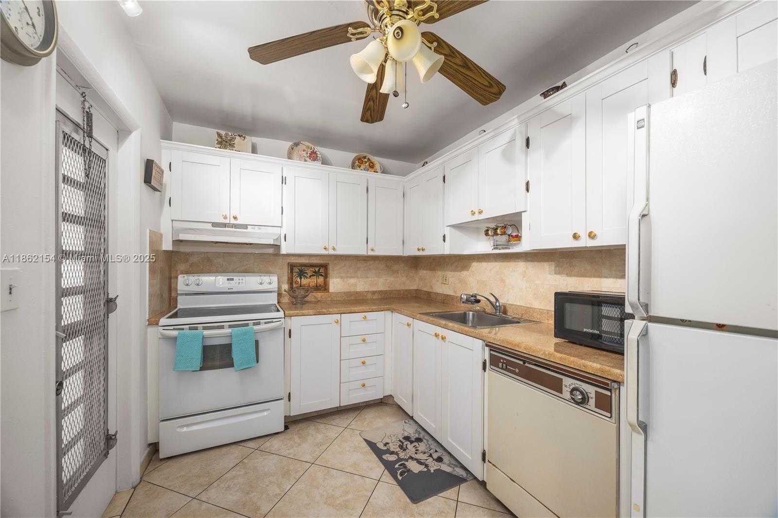 Small Image of 3990 NORTH WEST 42ND AVE #311, Lauderdale Lakes Number 6