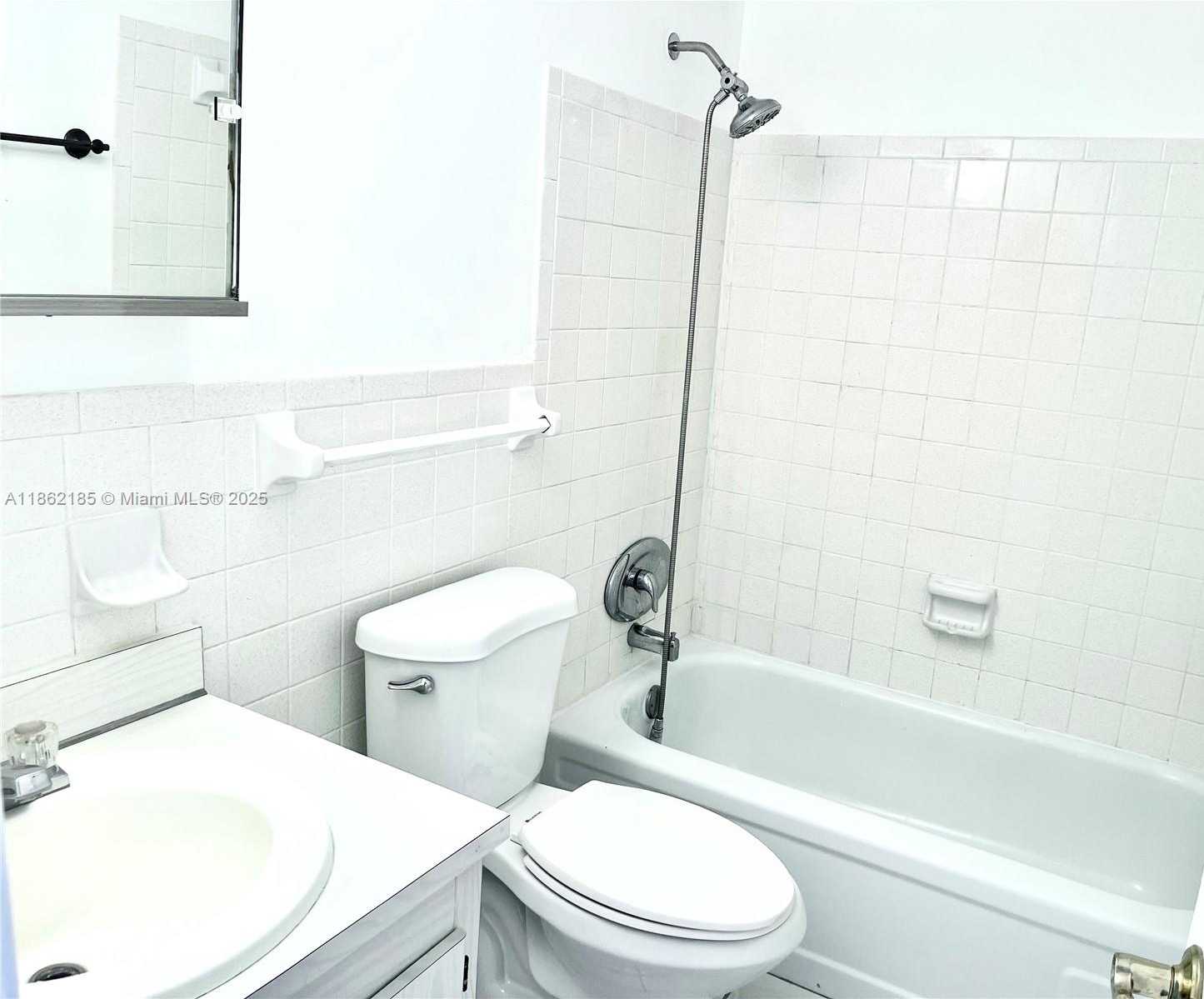 Small Image of 2145 PIERCE ST #421, Hollywood Number 10