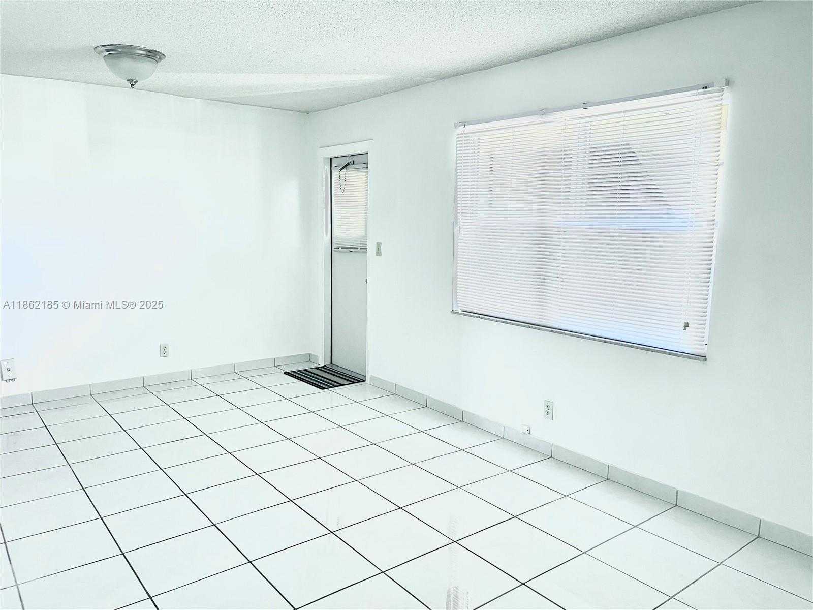 Small Image of 2145 PIERCE ST #421, Hollywood Number 12