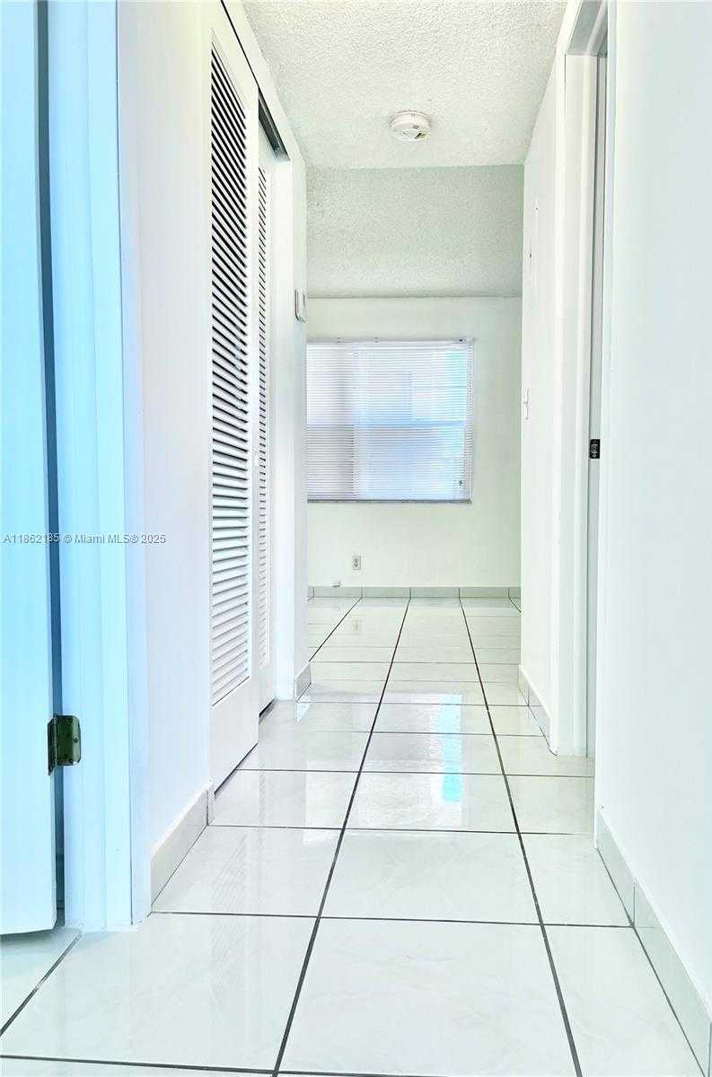 Small Image of 2145 PIERCE ST #421, Hollywood Number 21