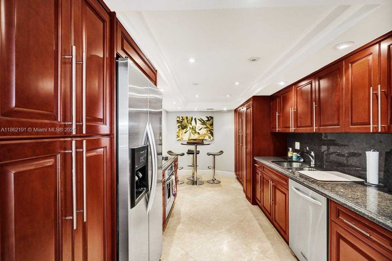Small Image of 1111 CRANDON BLVD #A203, Key Biscayne Number 18