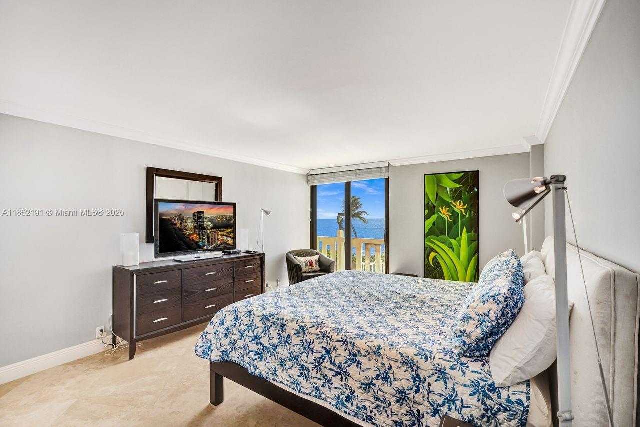 Small Image of 1111 CRANDON BLVD #A203, Key Biscayne Number 20