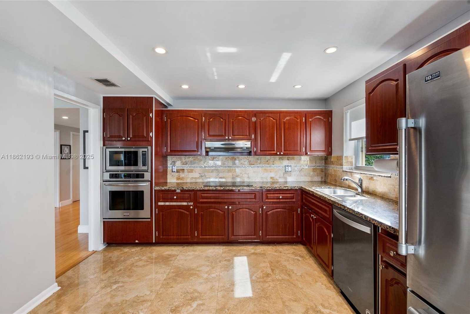 Small Image of 10180 WEST BAY HARBOR DR #3A, Bay Harbor Islands Number 8