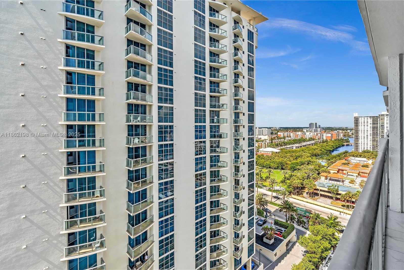 Small Image of 17375 COLLINS AVE #1703, Sunny Isles Beach Number 29