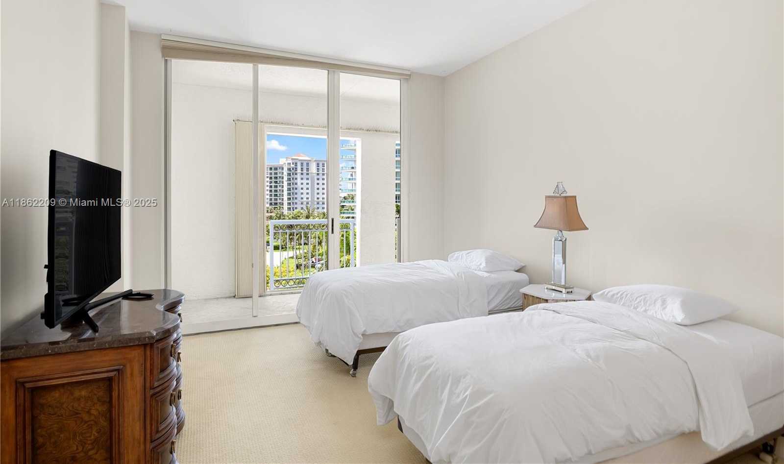 Small Image of 19925 NORTH EAST 39TH PL #603, Aventura Number 18