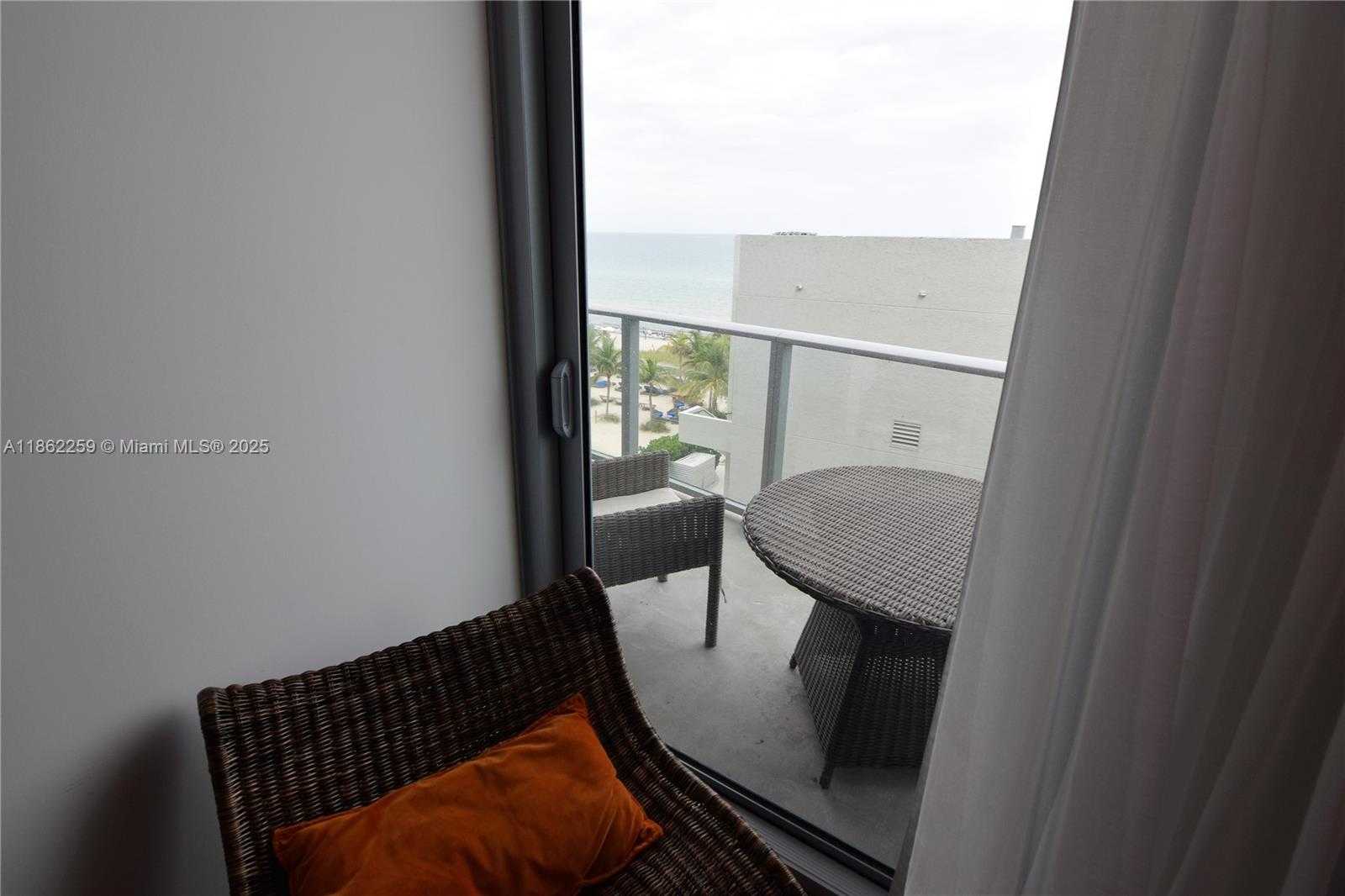 Small Image of 4111 SOUTH OCEAN DR #403, Hollywood Number 20