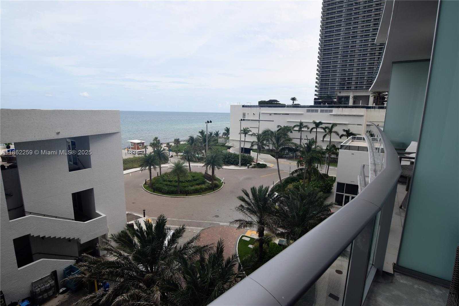 Small Image of 4111 SOUTH OCEAN DR #403, Hollywood Number 4