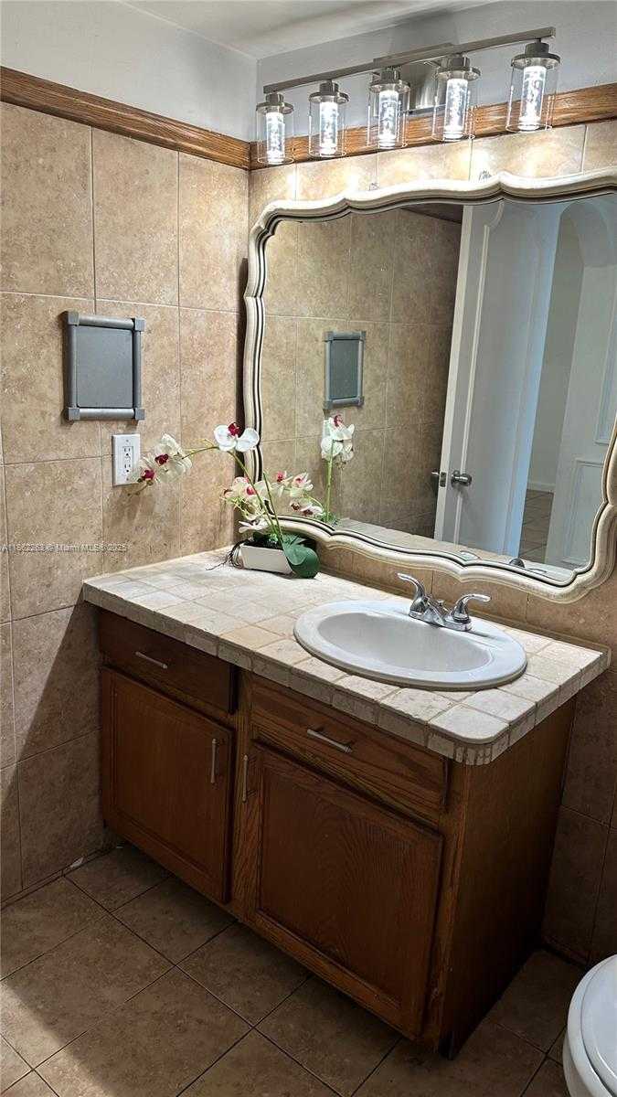 Small Image of 1475 NORTH EAST 125TH TER #510B, North Miami Number 9