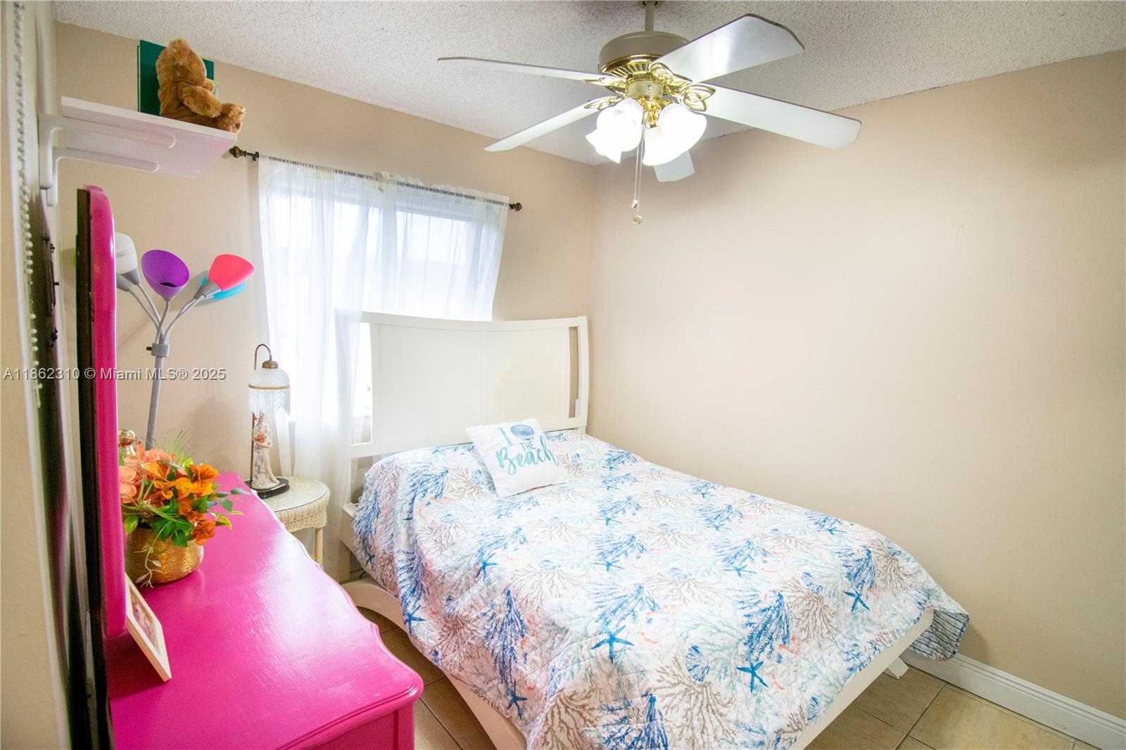 Small Image of 17472 SOUTH WEST 140TH CT, Miami Number 10
