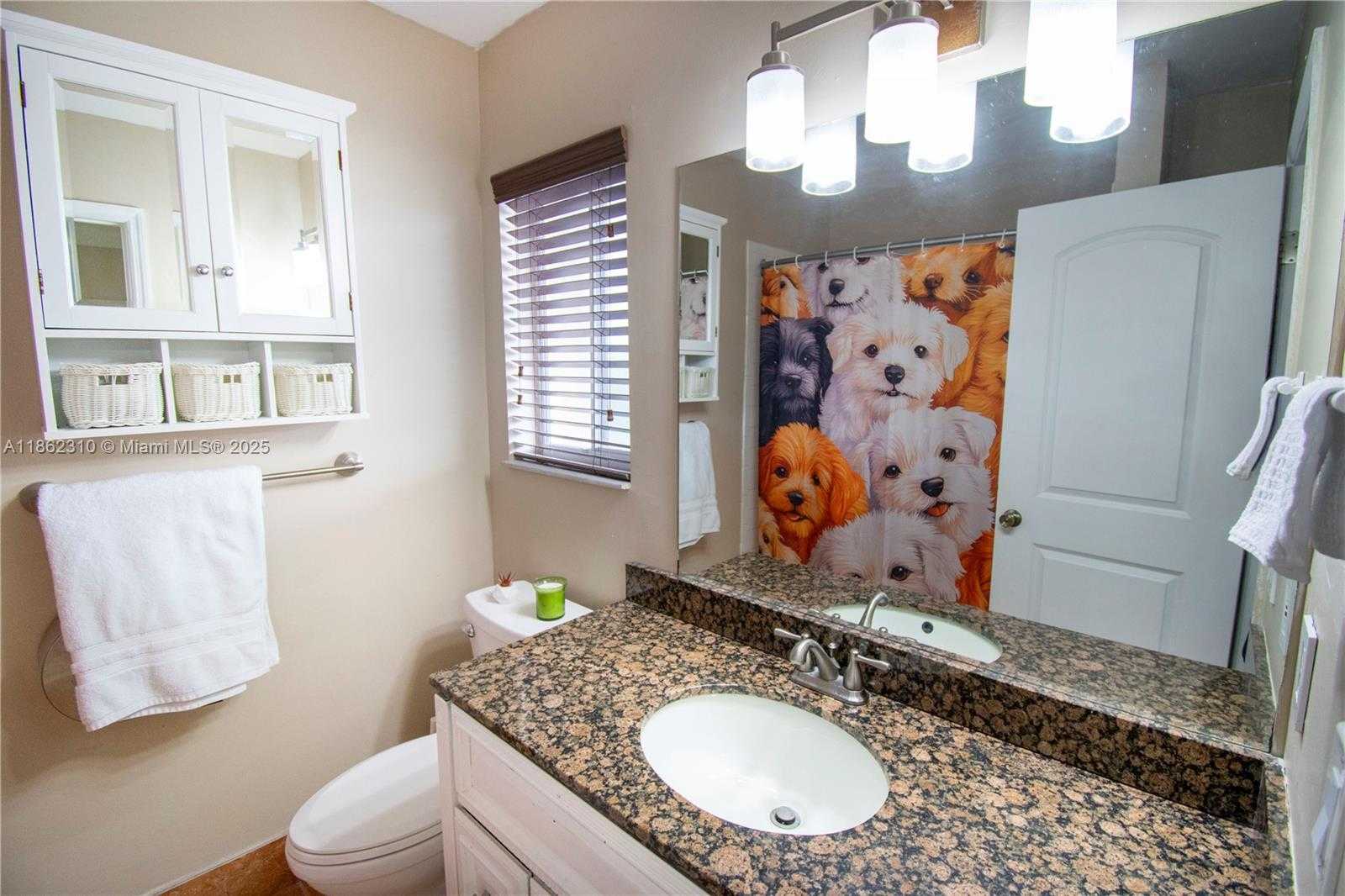 Small Image of 17472 SOUTH WEST 140TH CT, Miami Number 14