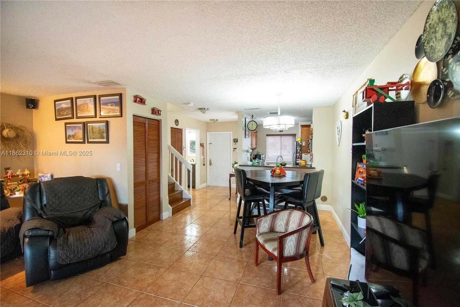 Small Image of 17472 SOUTH WEST 140TH CT, Miami Number 17