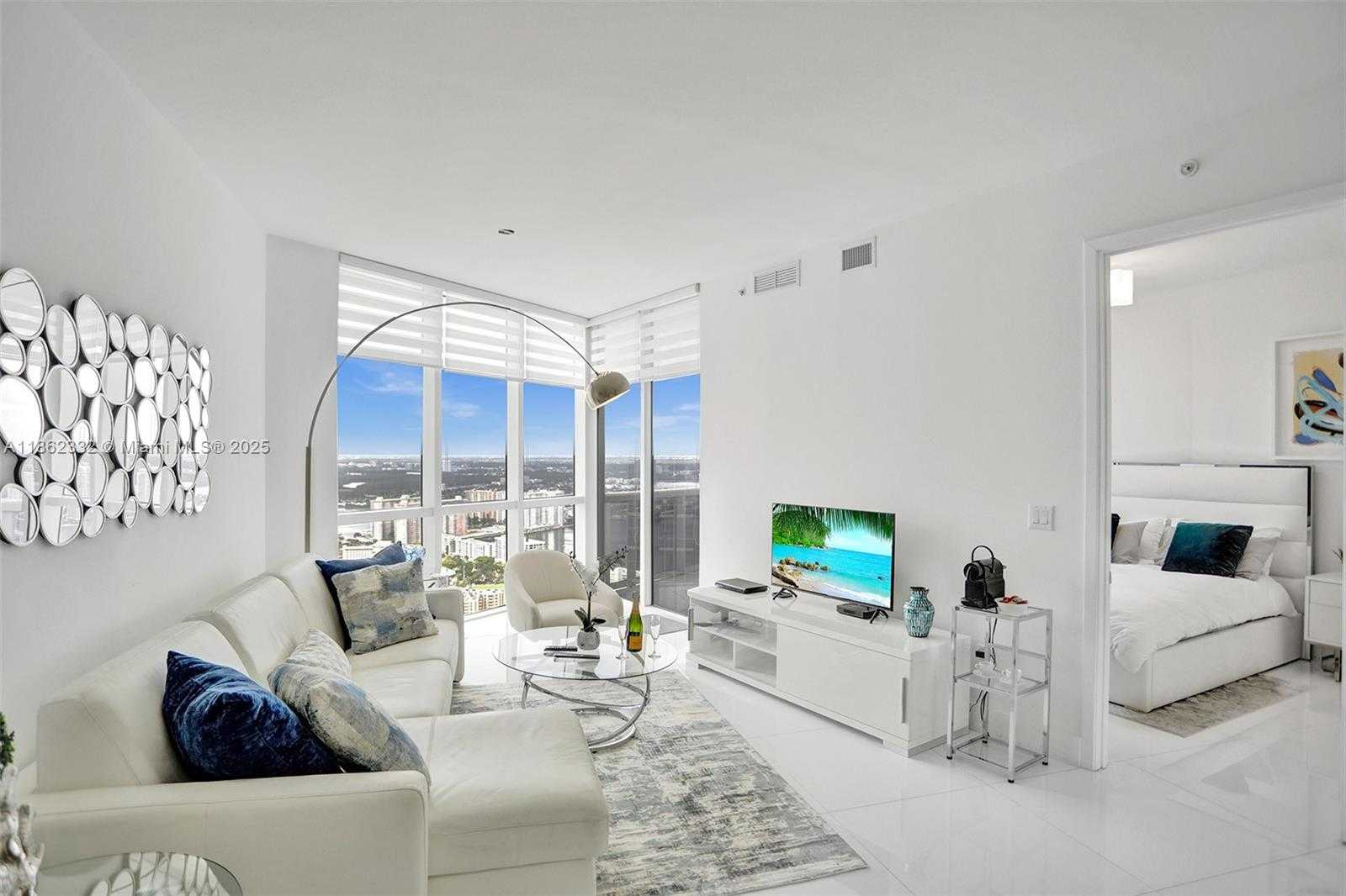 Small Image of 18201 COLLINS AVE #5508, Sunny Isles Beach Number 2