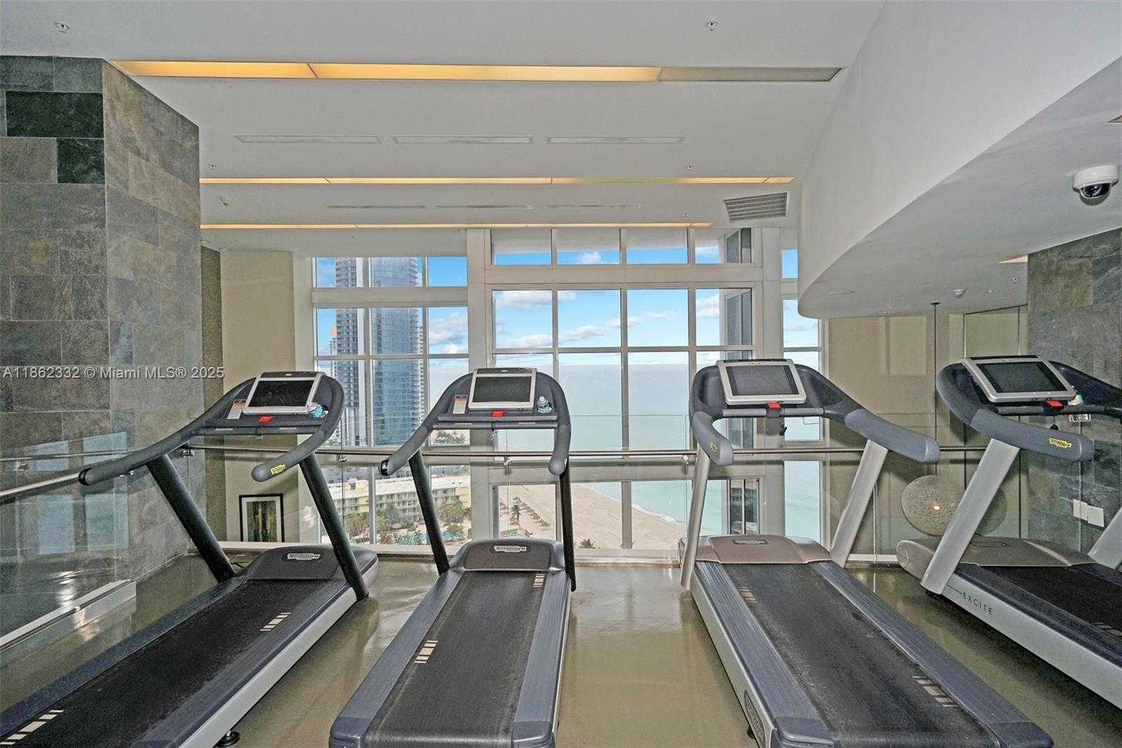 Small Image of 18201 COLLINS AVE #5508, Sunny Isles Beach Number 23