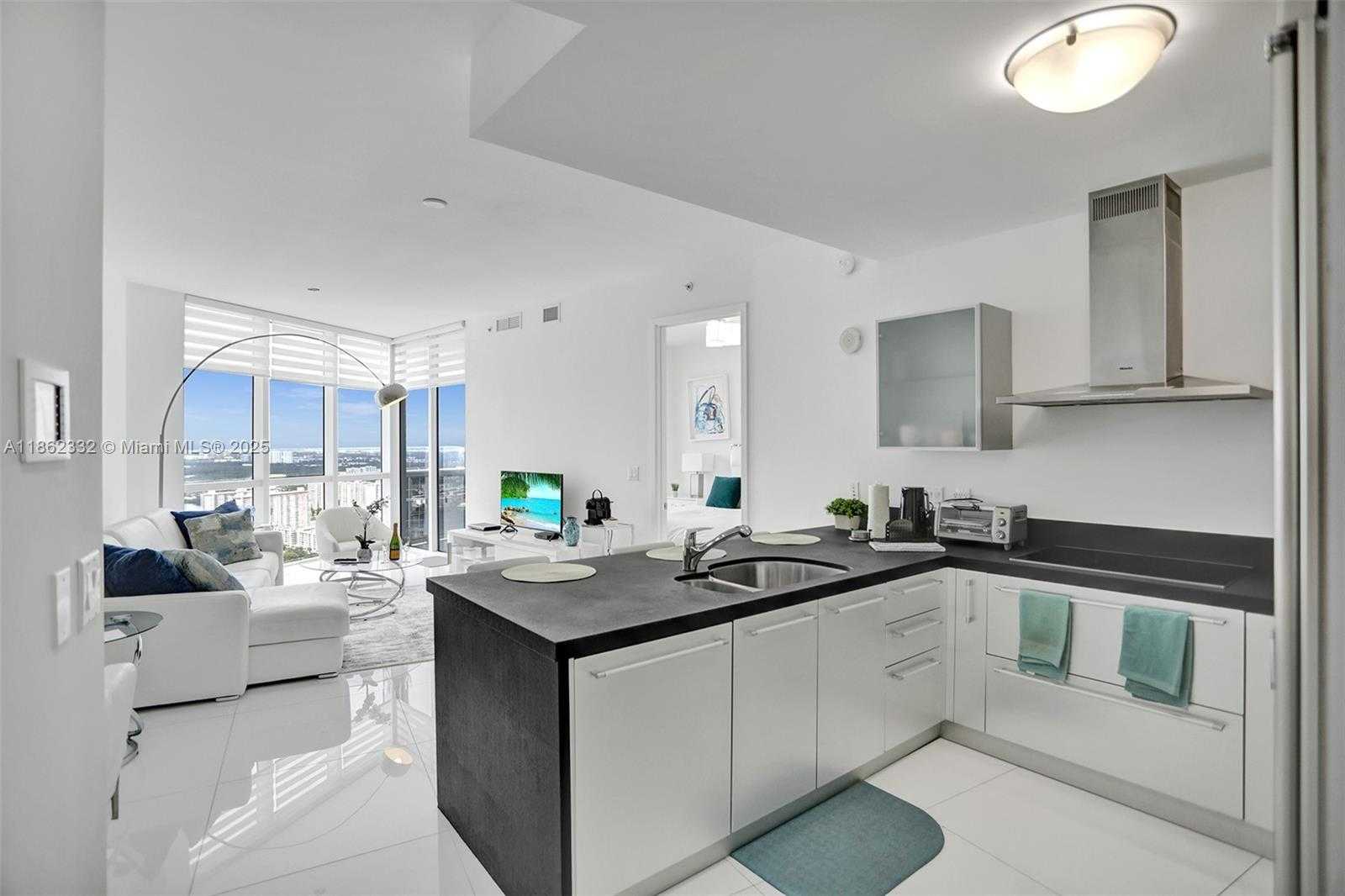 Small Image of 18201 COLLINS AVE #5508, Sunny Isles Beach Number 26