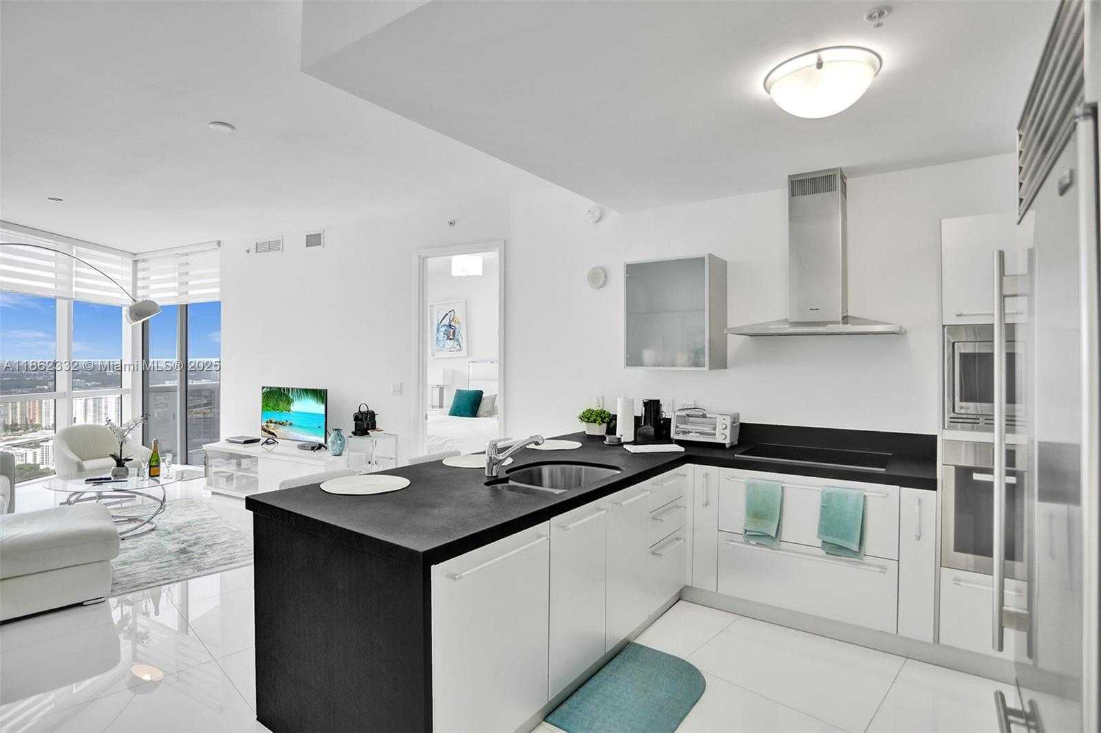 Small Image of 18201 COLLINS AVE #5508, Sunny Isles Beach Number 30