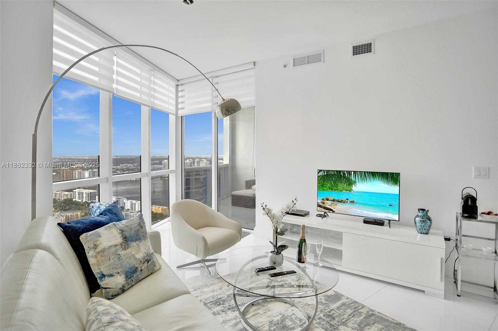 Small Image of 18201 COLLINS AVE #5508, Sunny Isles Beach Number 36