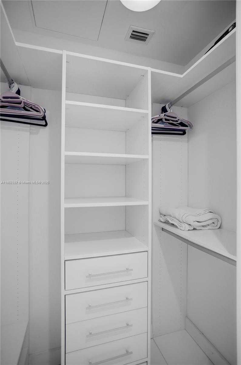 Small Image of 18201 COLLINS AVE #5508, Sunny Isles Beach Number 57