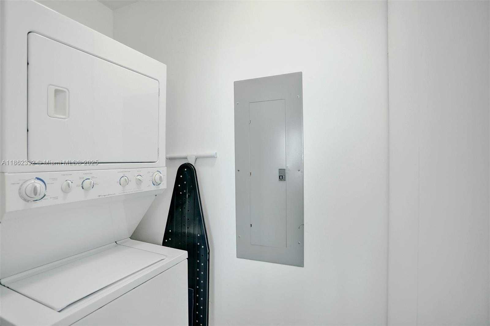 Small Image of 18201 COLLINS AVE #5508, Sunny Isles Beach Number 62