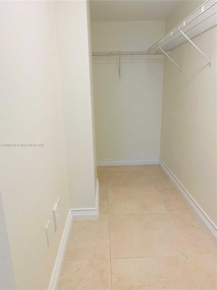 Small Image of 1690 SOUTH WEST 27TH AVE #704, Miami Number 10