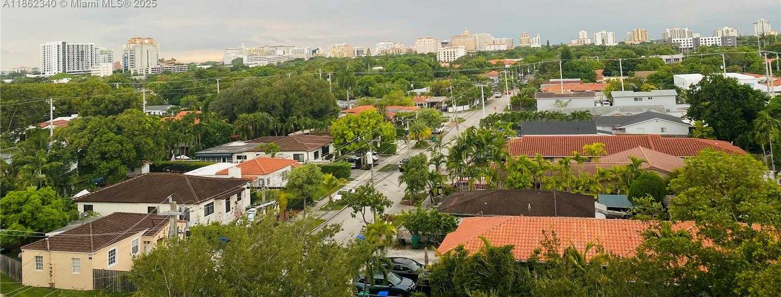 Small Image of 1690 SOUTH WEST 27TH AVE #704, Miami Number 3