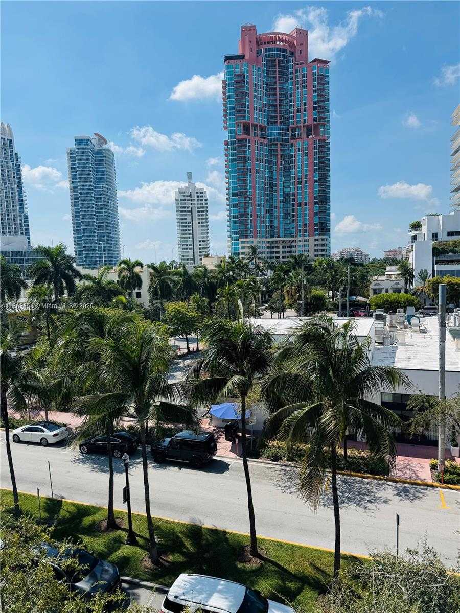 Small Image of 110 WASHINGTON AVE #1513, Miami Beach Number 6