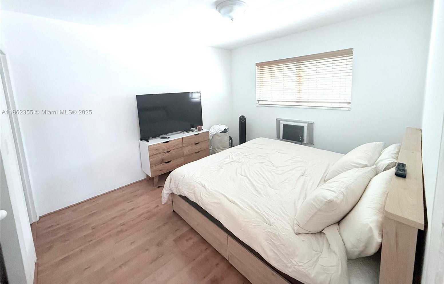 Small Image of 6580 SANTONA ST #A31, Coral Gables Number 11