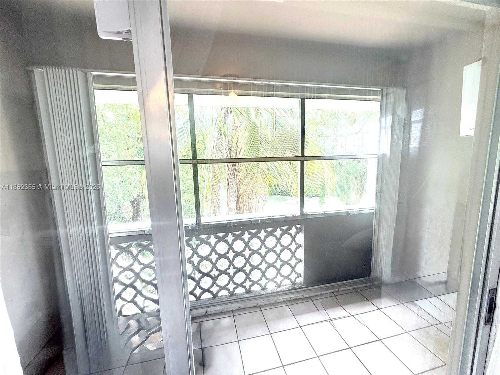 Small Image of 6580 SANTONA ST #A31, Coral Gables Number 14