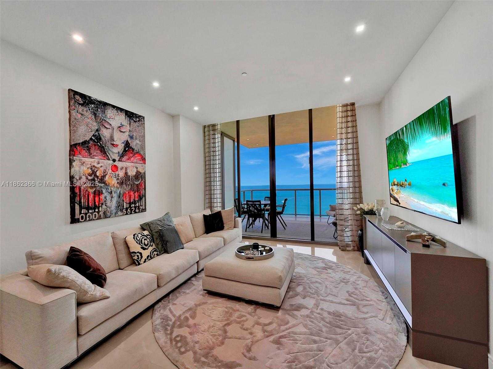 Small Image of Bal Harbour Number 13