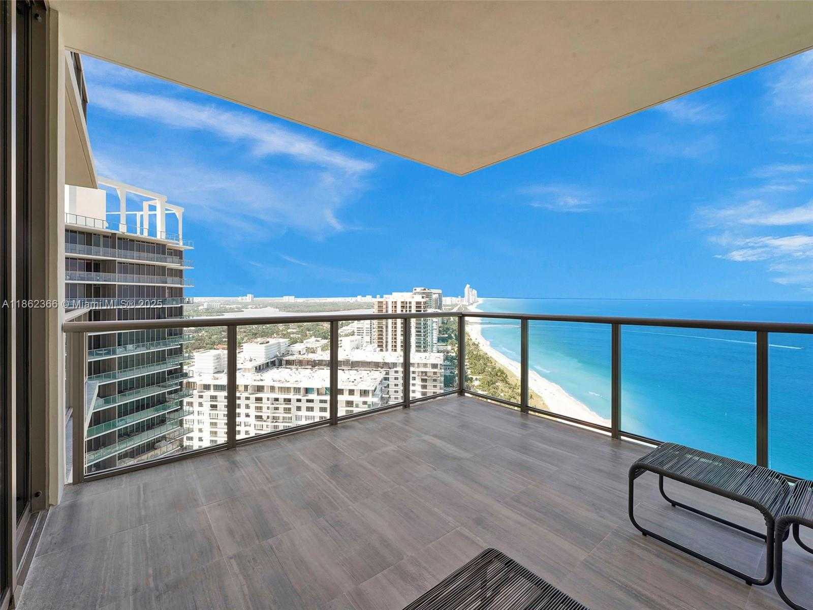 Small Image of Bal Harbour Number 24