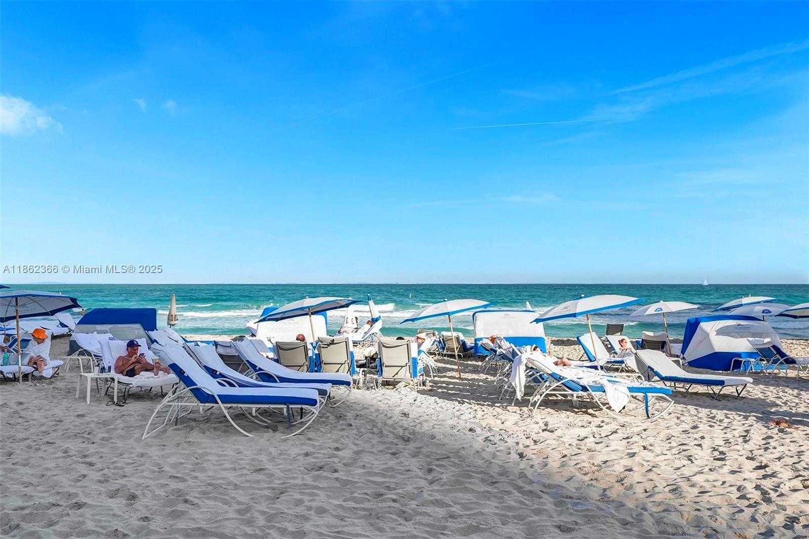 Small Image of Bal Harbour Number 40