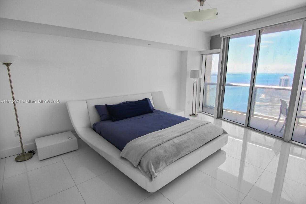 Small Image of 495 BRICKELL AVE #5609, Miami Number 17