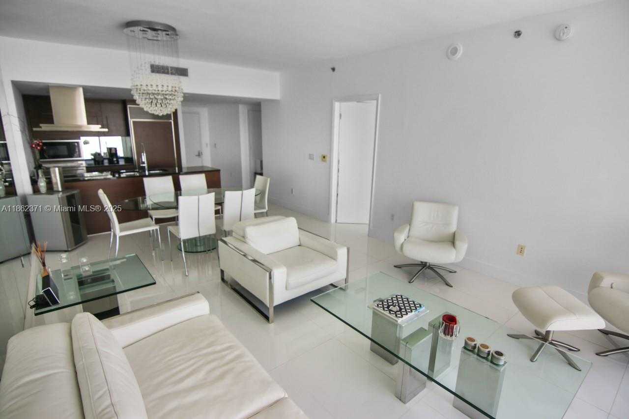 Small Image of 495 BRICKELL AVE #5609, Miami Number 6
