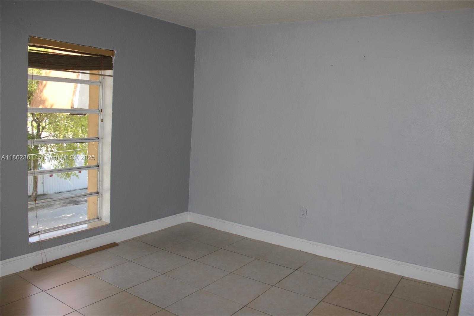 Small Image of 1280 WEST 54TH ST #308B, Hialeah Number 30